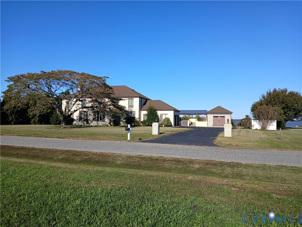 393 Daingerfield Rd — photo