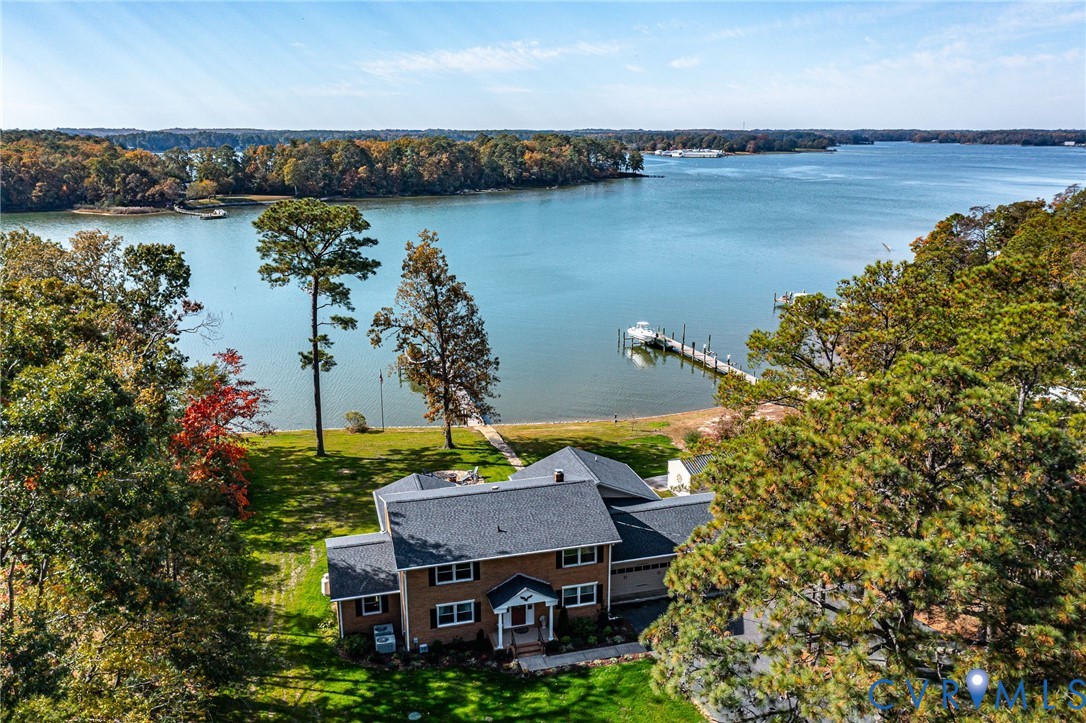 358 Barn Point Rd — photo
