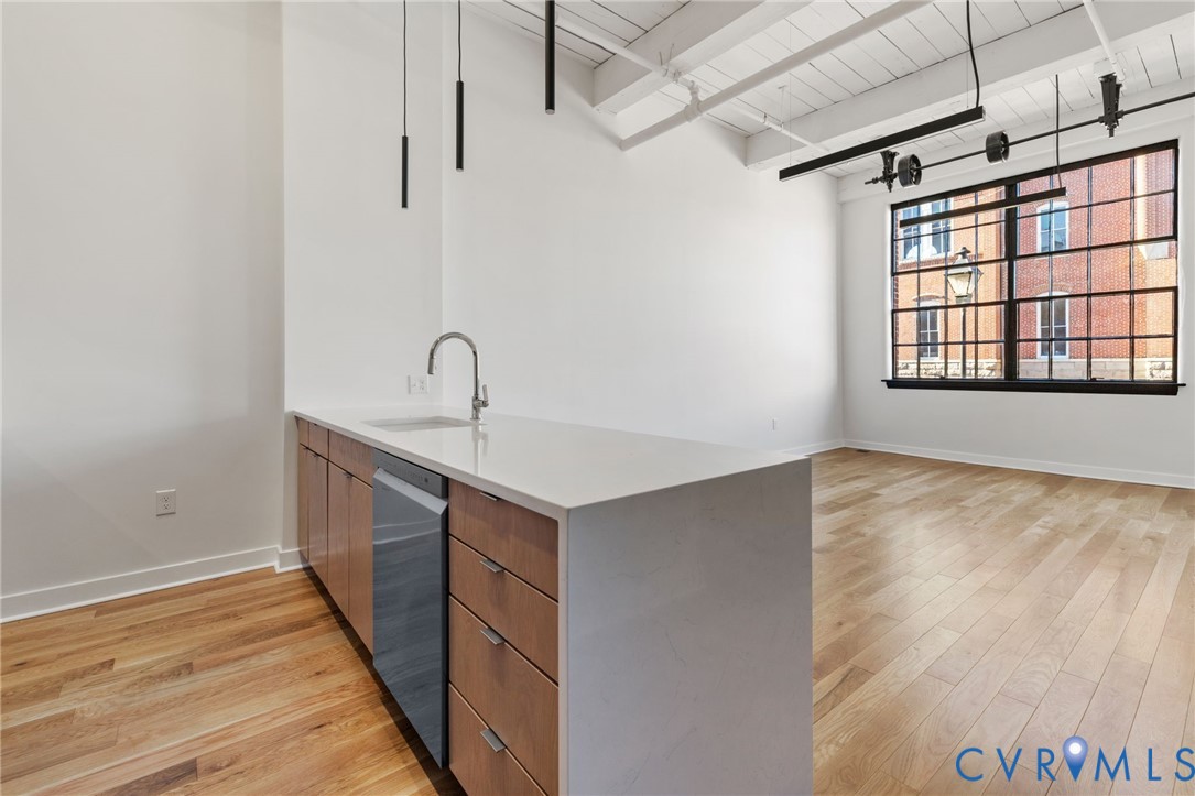 2201 E Main St Unit#2 — photo