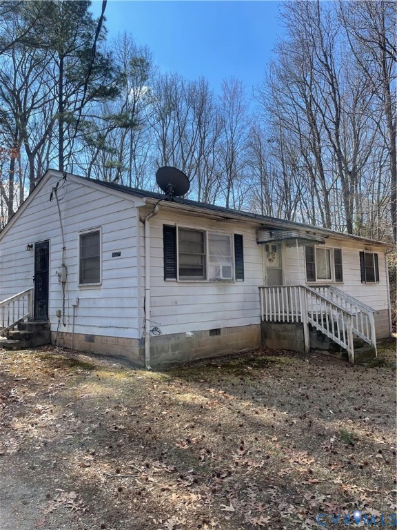 15227 Horseshoe Bridge Rd — photo