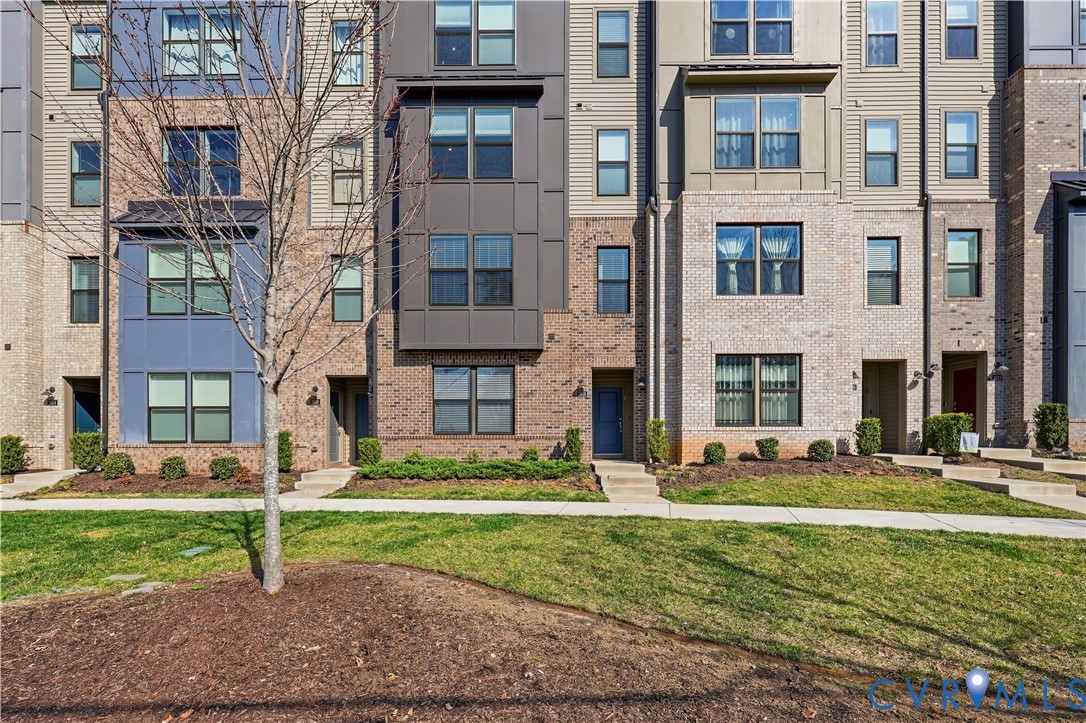 2618 Lassen Walk Unit#A — photo