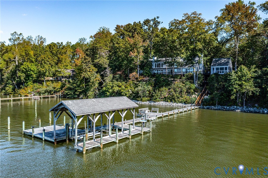 1718 Mariners Woods Drive — photo