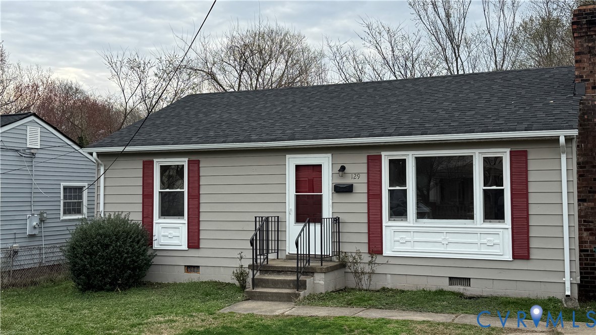129 N Fern Ave — photo