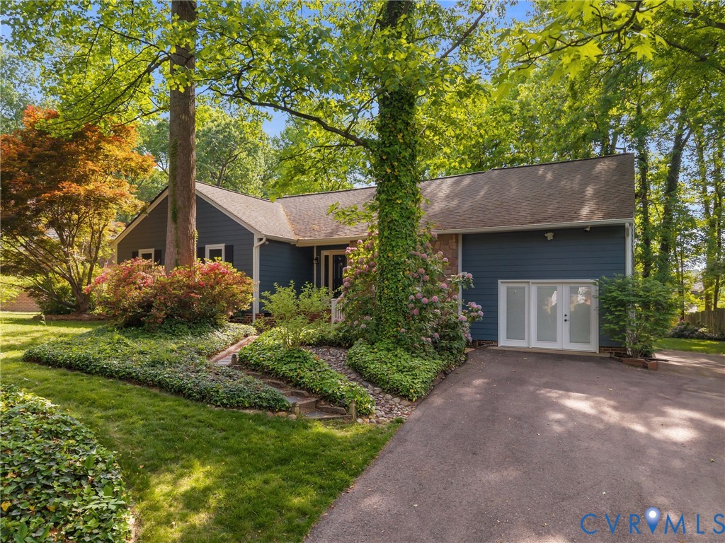 12705 Middlebrook Road, Chester, VA 23831
