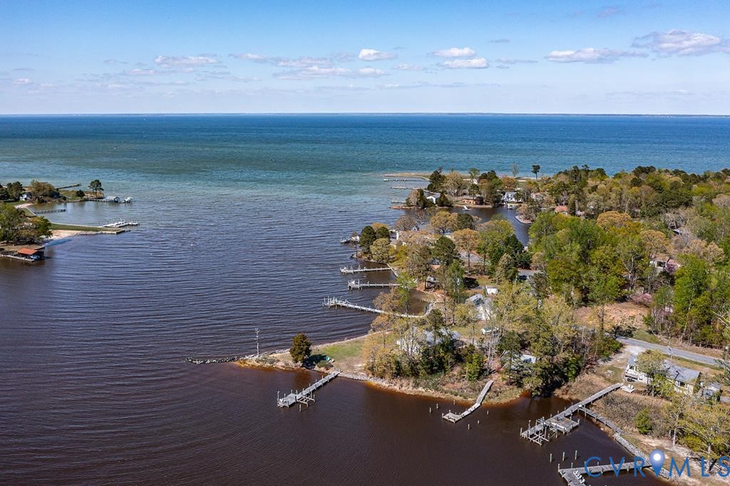 85 Circle Dr — photo