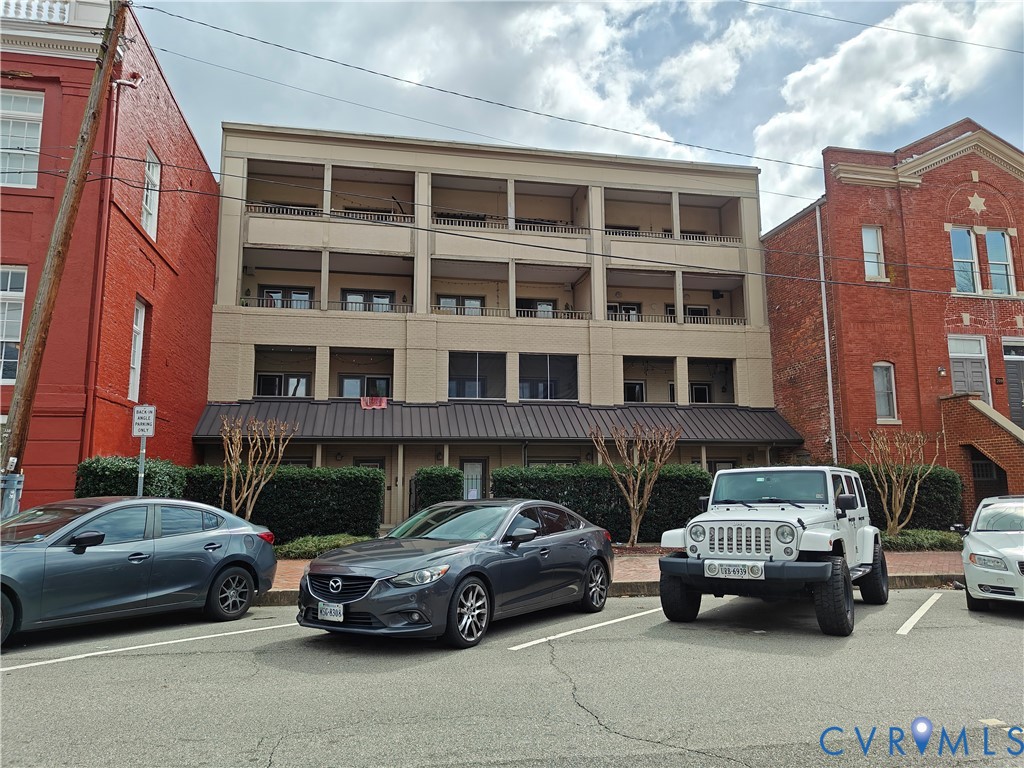 215 N 19th St Unit#U13 — photo