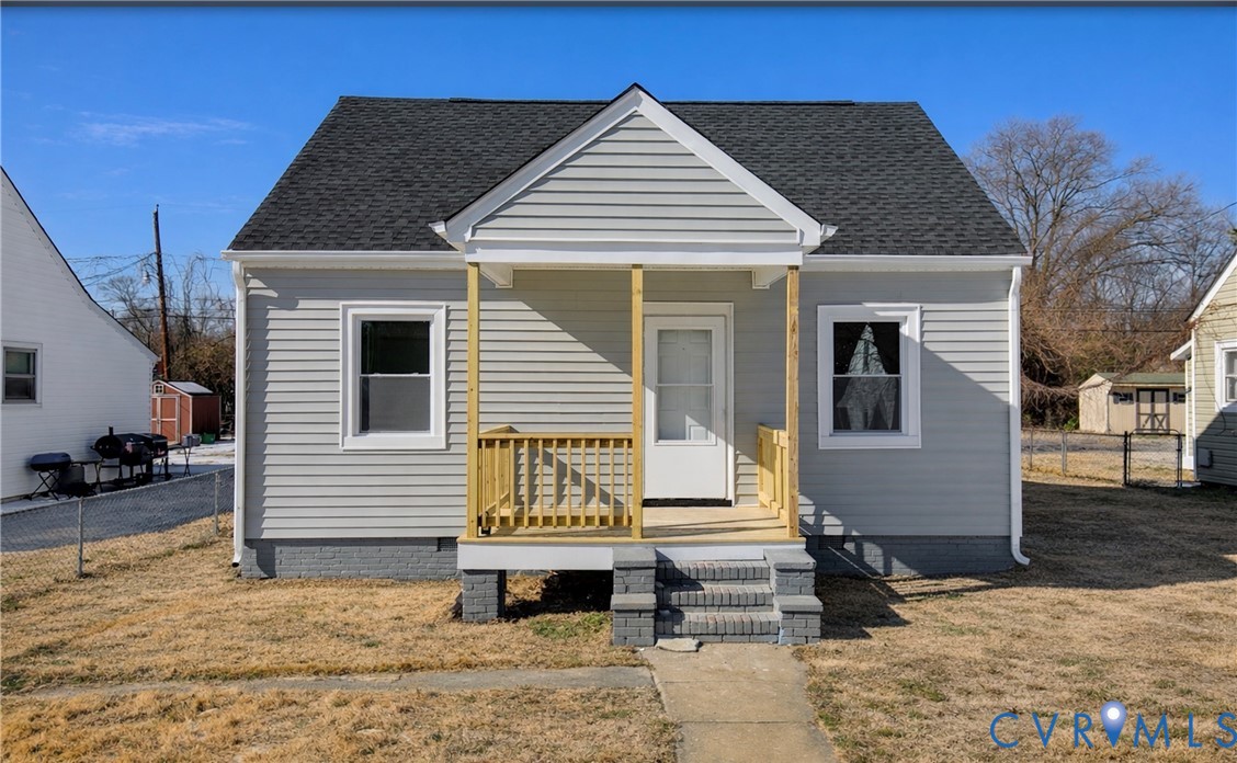 1305 Overlook St — photo
