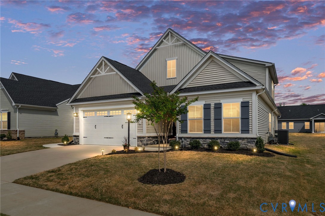 7683 Autumn Leaves Ln — photo