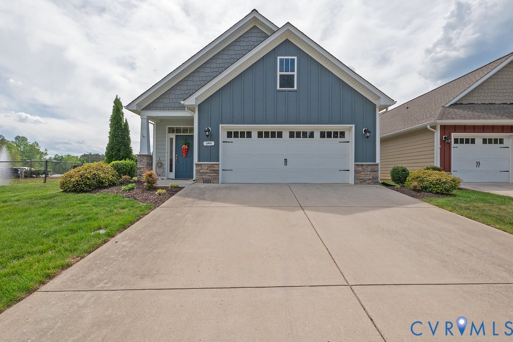 3411 Rock Creek Villa Dr — photo