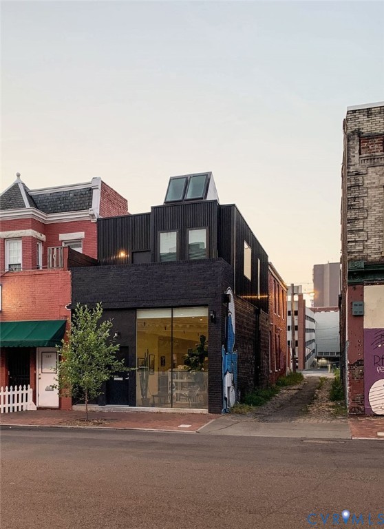 311 N 2nd Street — photo