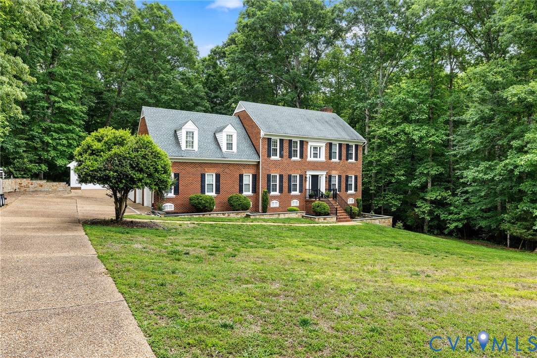9803 Gates Bluff Dr — photo