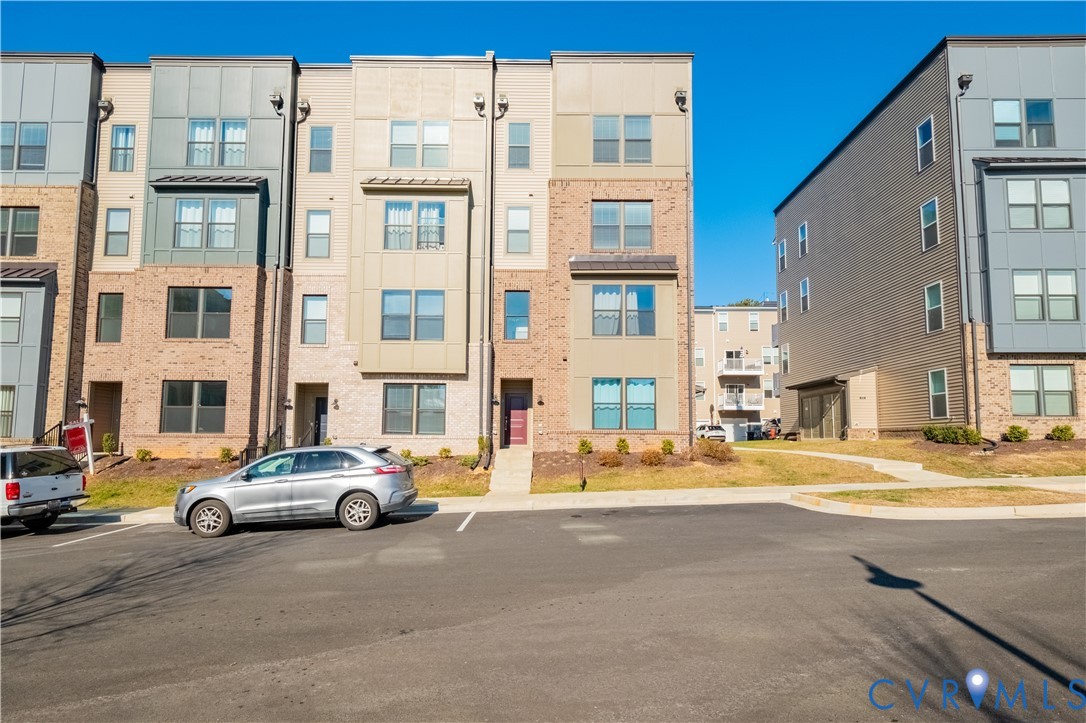 2723 St Elias Dr Unit#B — photo