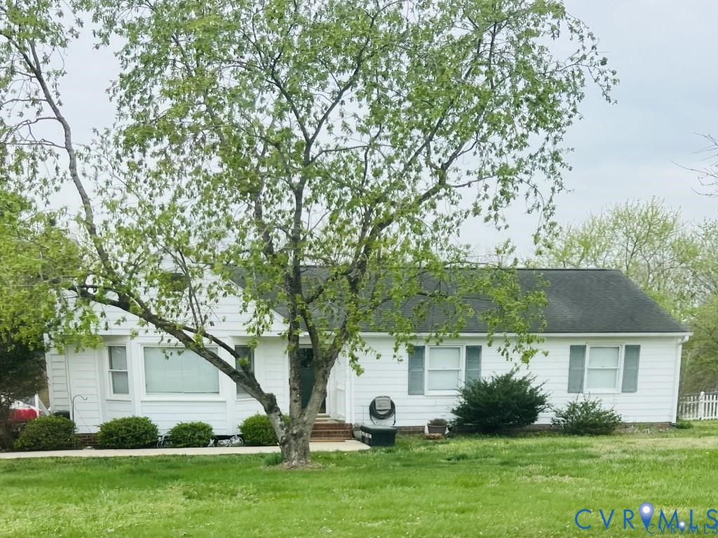 6415 Chenault Way — photo