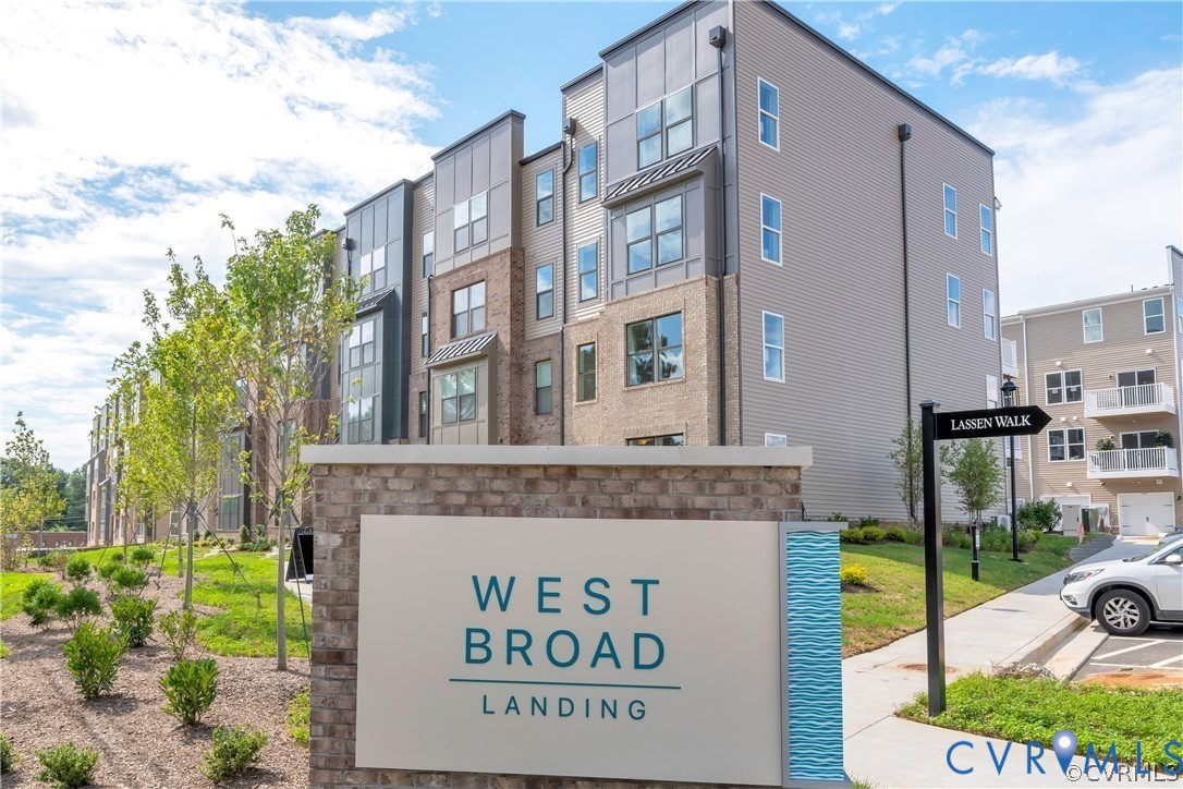 2735 St Elias Dr Unit#B — photo