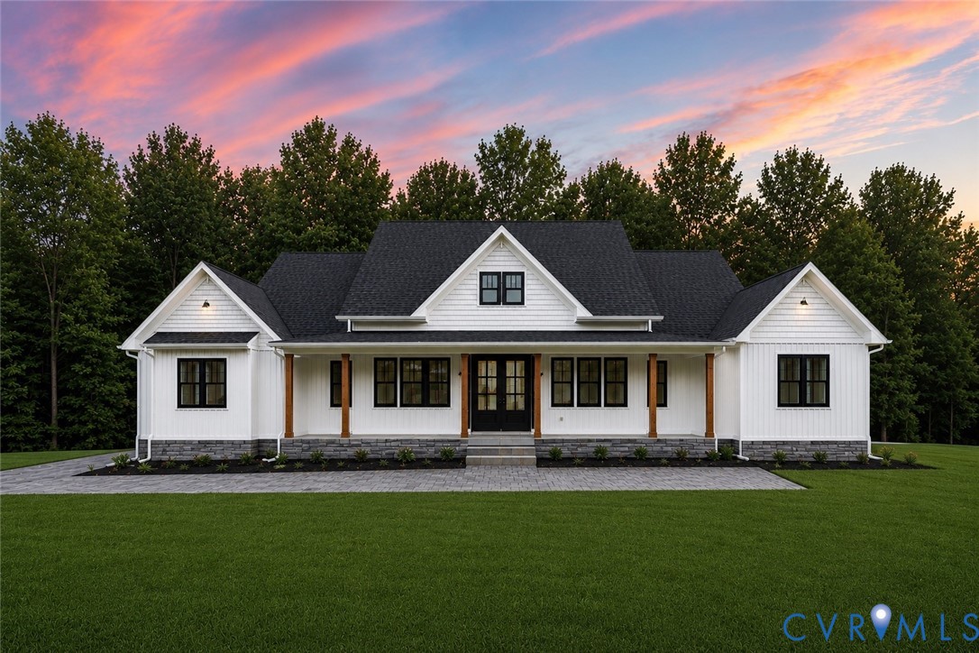 13216 Bradley Bridge Rd — photo