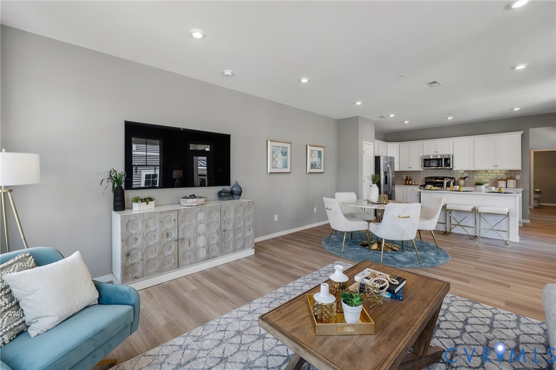 5404 Raysdale Rd Unit#101 — photo