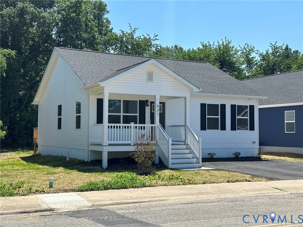 921 Jackson St — photo