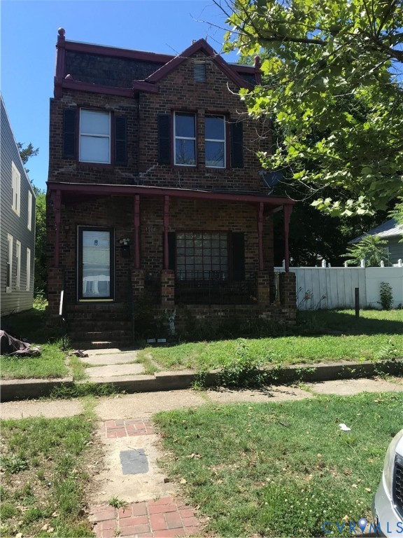 1504 Rogers St — photo