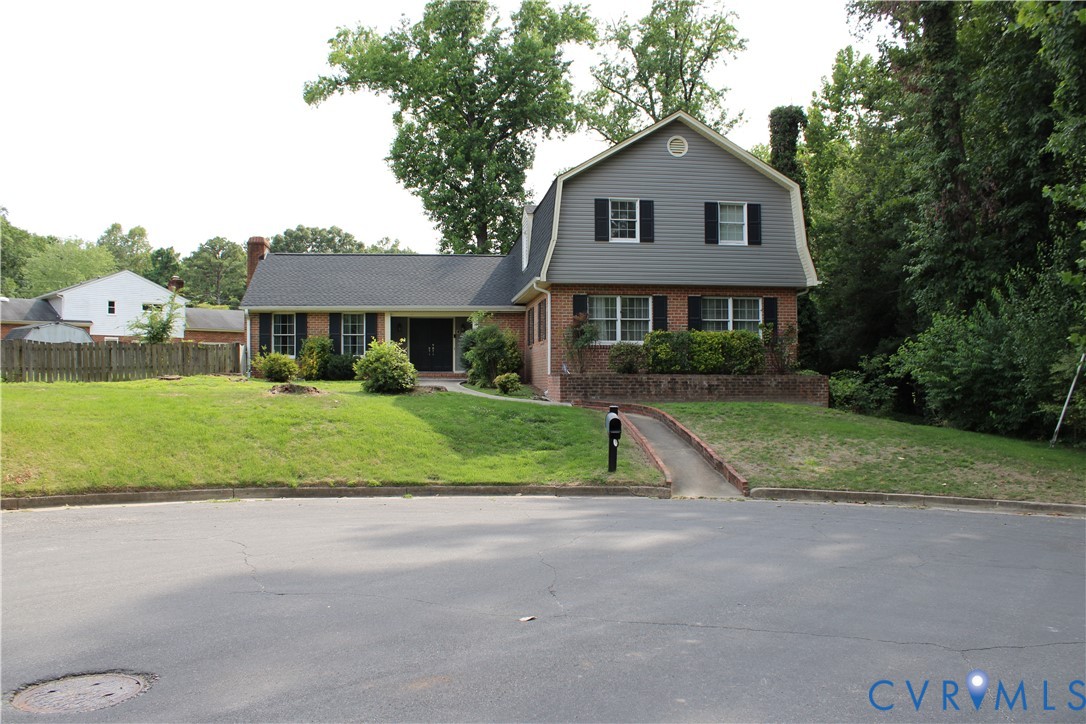 1315 Appomattox Dr — photo