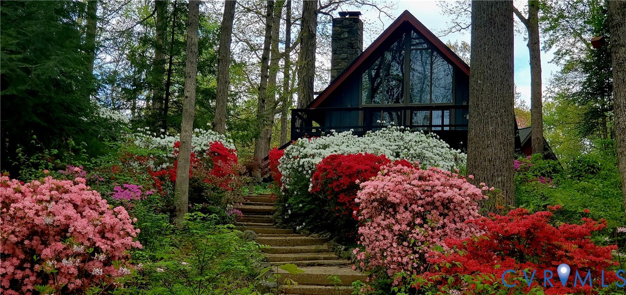 206 Lake Caroline Dr — photo