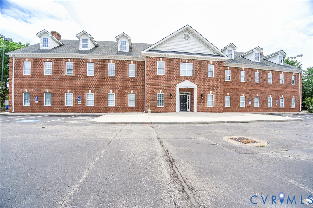 10310 Memory Ln — photo