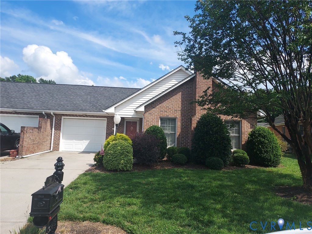 411 Stone Hearth Ct — photo