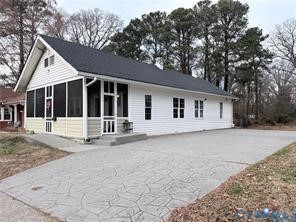 2409 W City Point Rd — photo