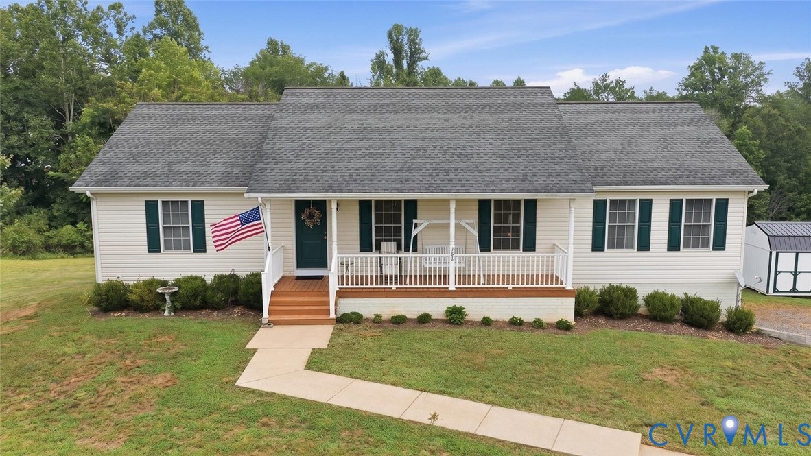 151 Lancaster Ct — photo