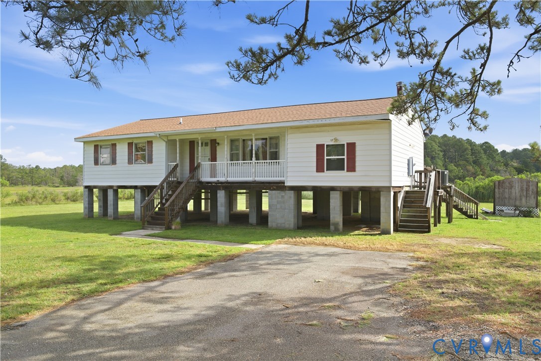 379 Piney Point Road, Onemo, VA 23130 — photo 2