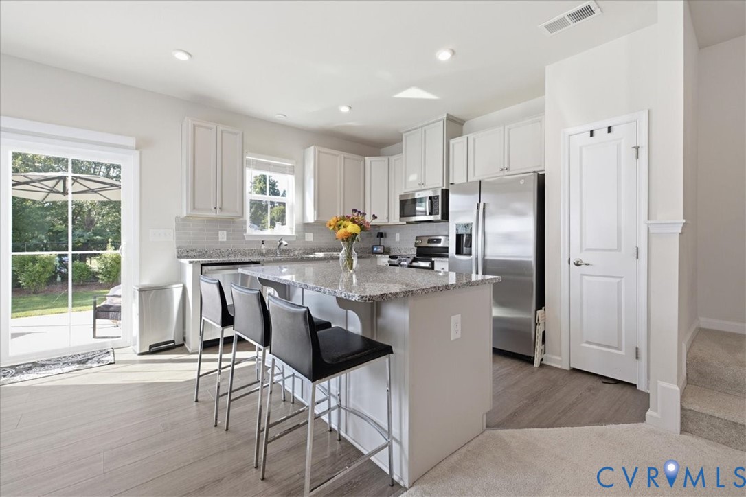 969 Taylor Green Dr — photo