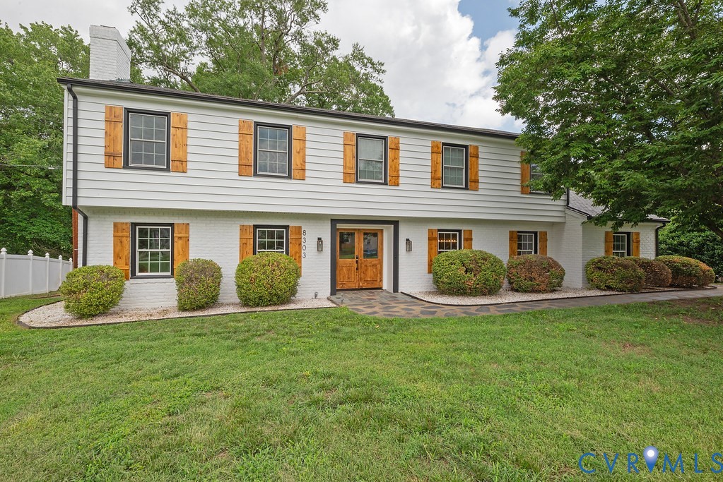 8303 Buckeye Dr — photo