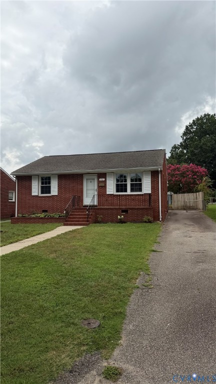 207 Mac Arthur Ave — photo