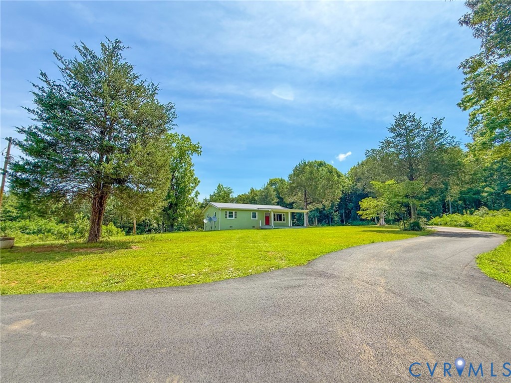 7798 W Courthouse Rd — photo