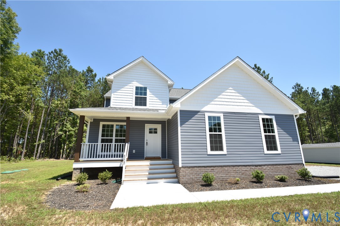 8209 Grantham Woods Way — photo