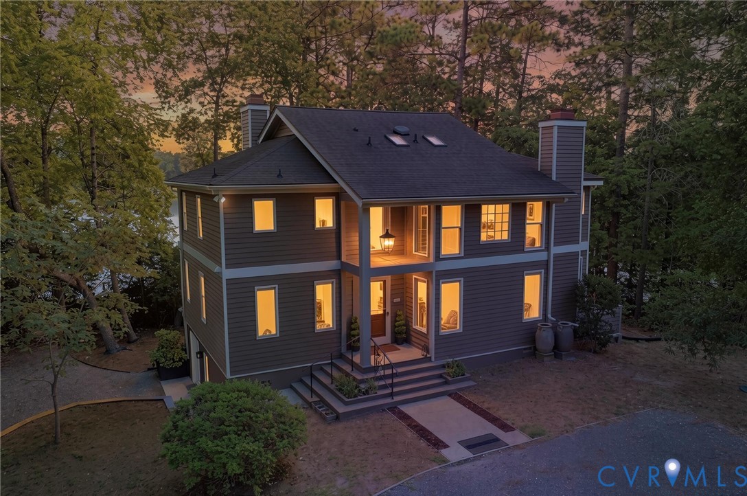 377 Fairway Dr — photo