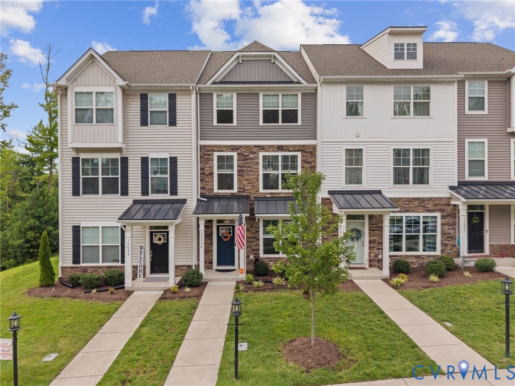 17066 Thornapple Ct — photo