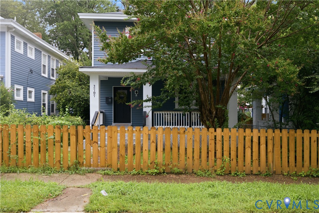 2707 4th Ave — photo