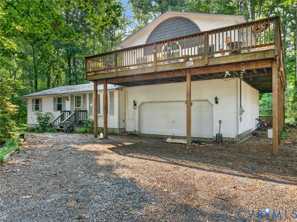 64 Lakeside Dr — photo