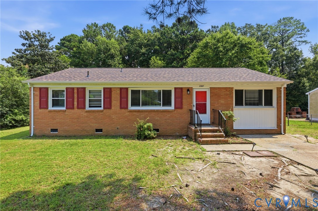 2587 Pinehurst Dr — photo