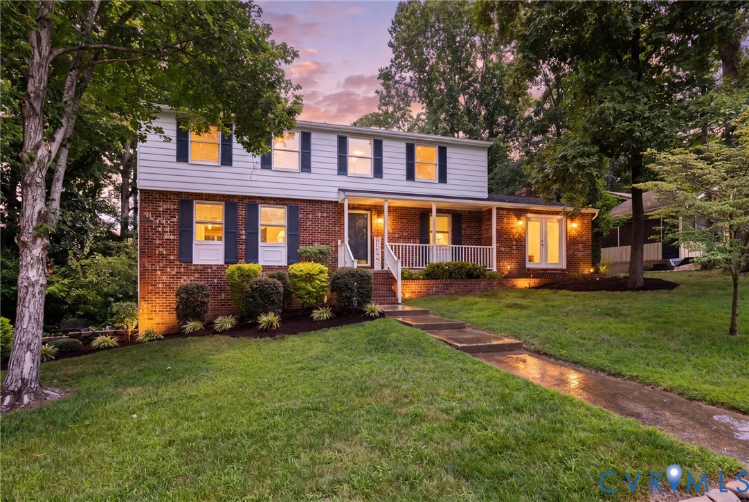 220 Huntington Rd — photo