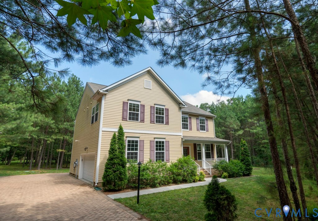 8341 Town Hall Ct — photo