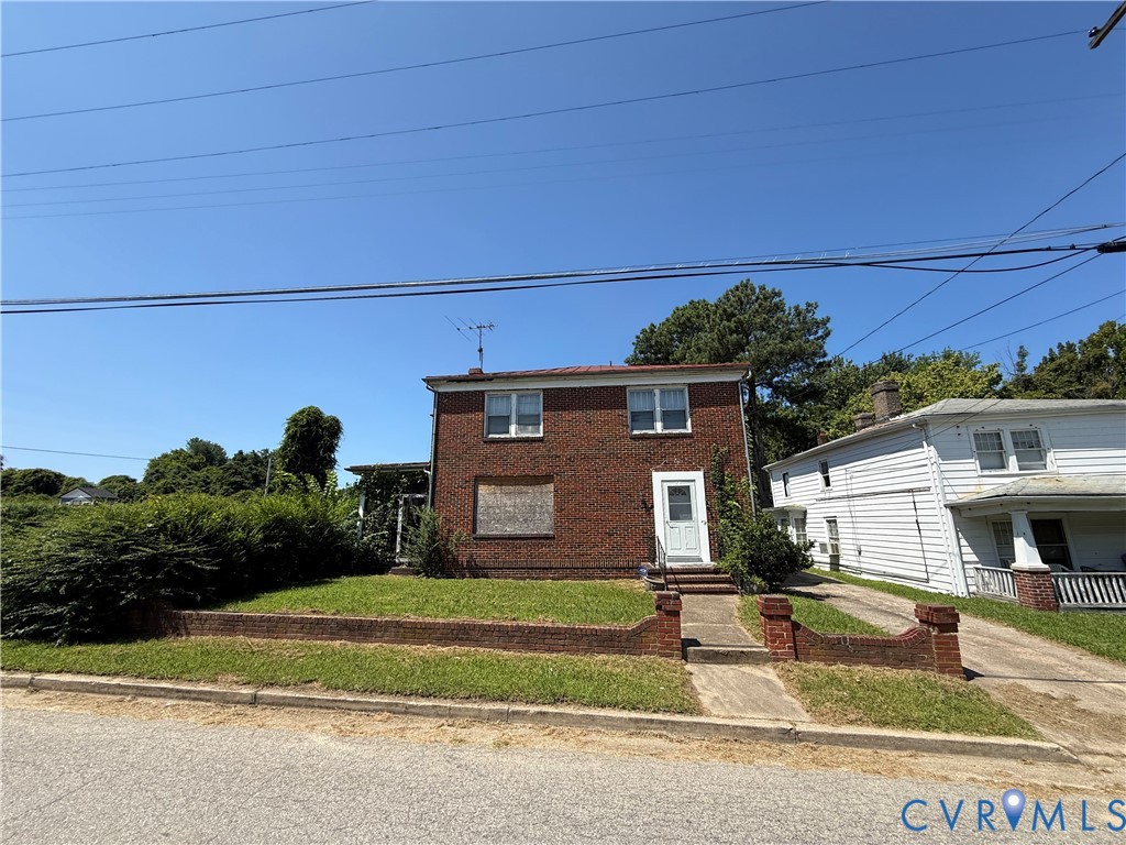 742 S Jones St — photo