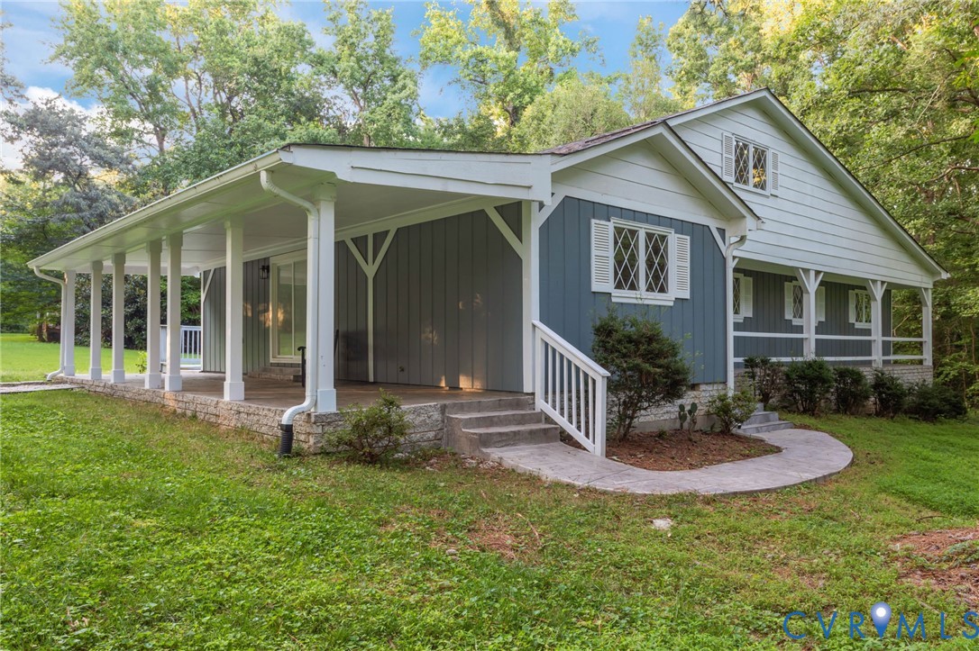 4560 E Williamsburg Rd — photo