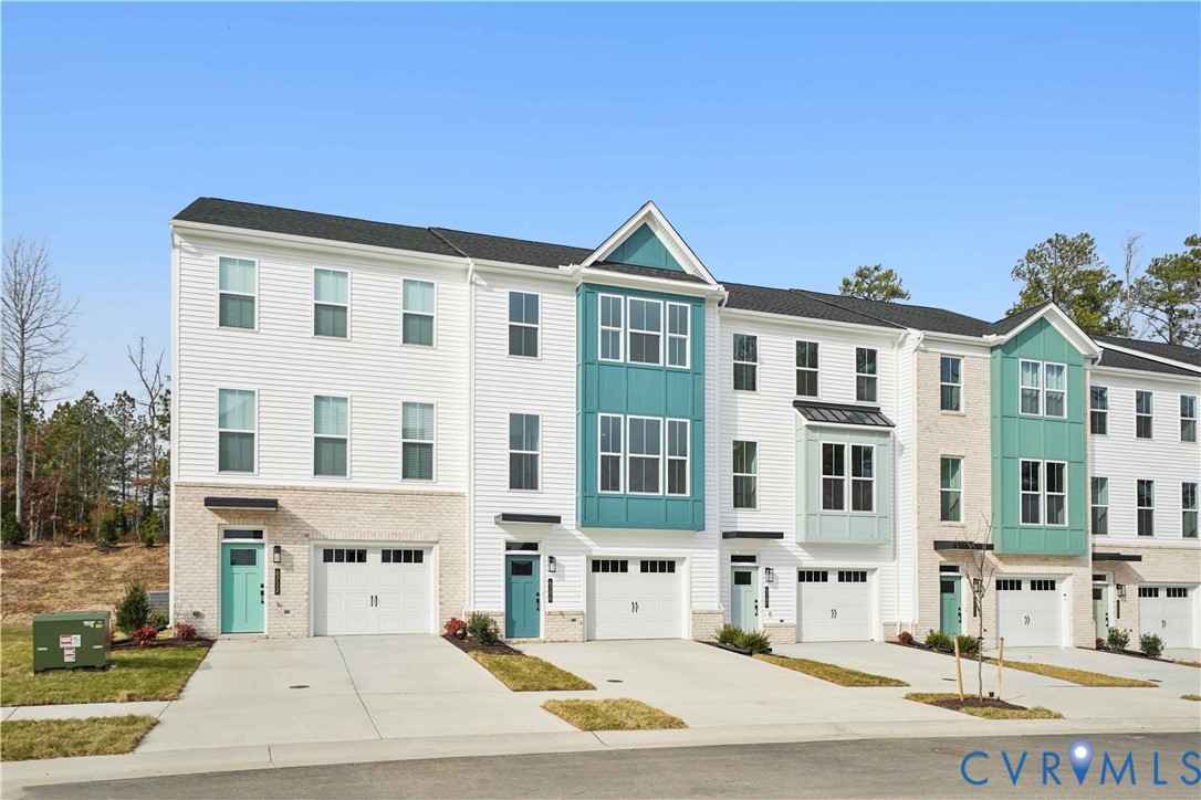 6905 Sunset Oasis Ln — photo