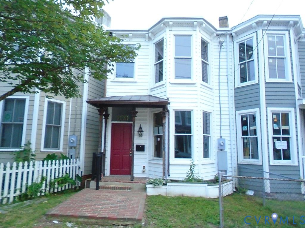 2011 Venable — photo