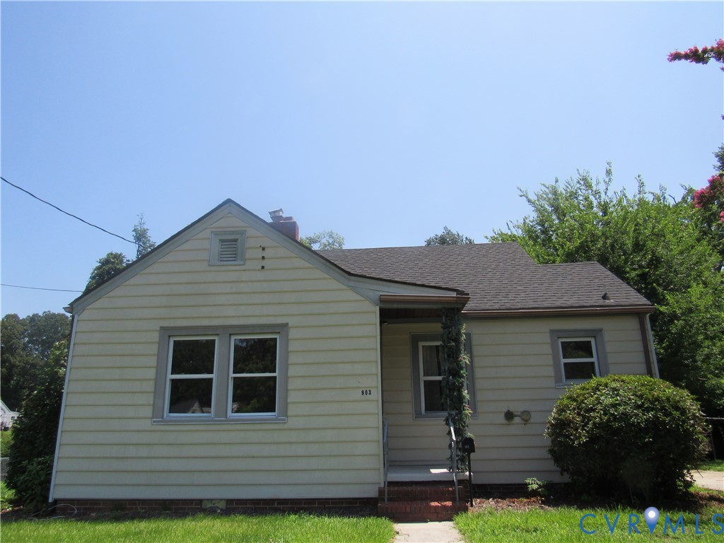 903 Floral Ave — photo