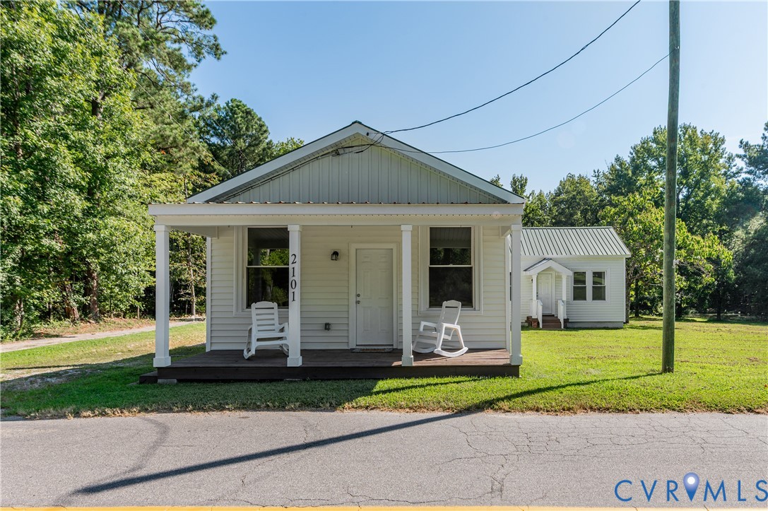 2101 Moseley Rd — photo