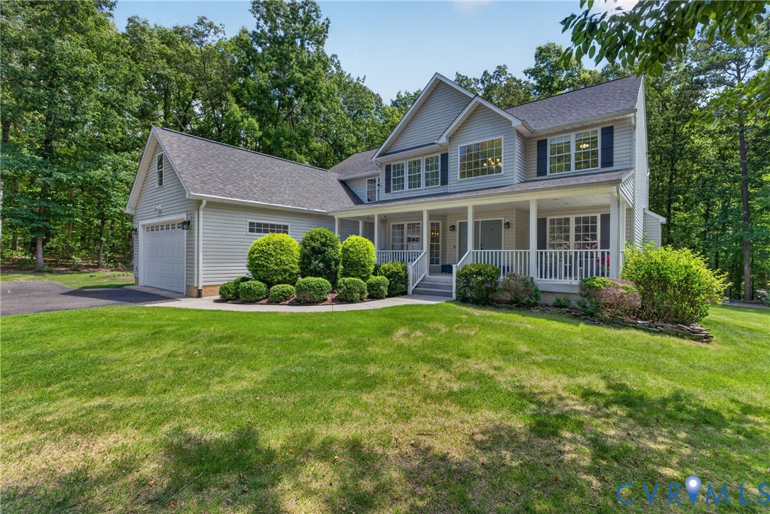 381 Shorewood Dr — photo
