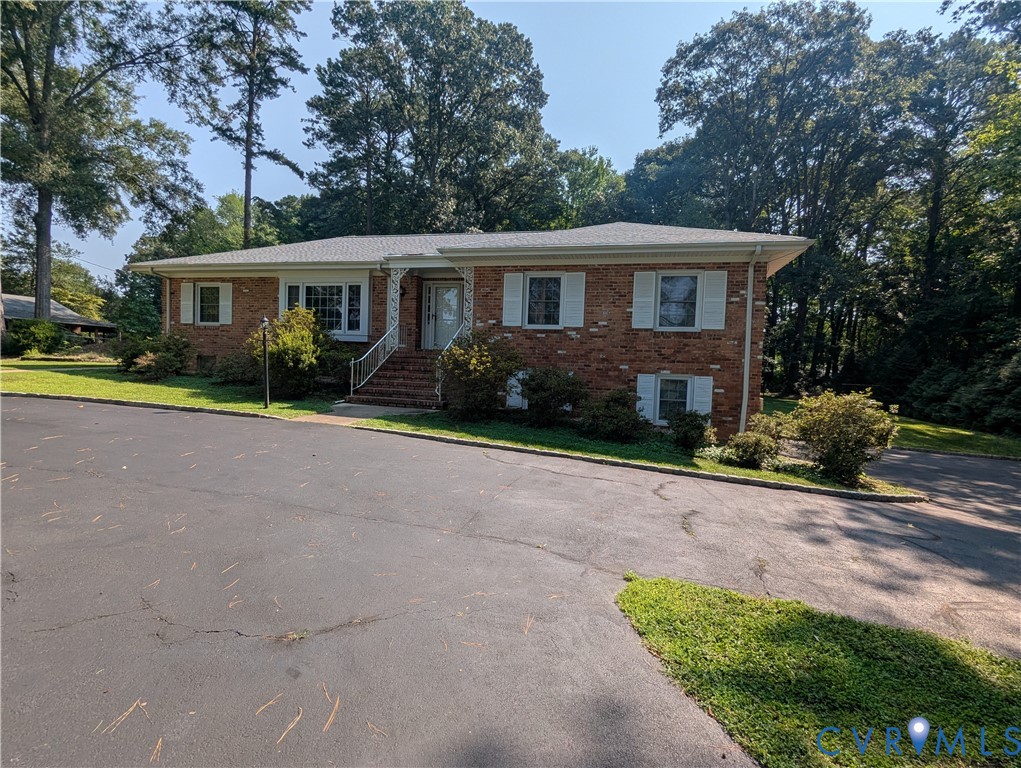 10409 Old Courtney Rd — photo