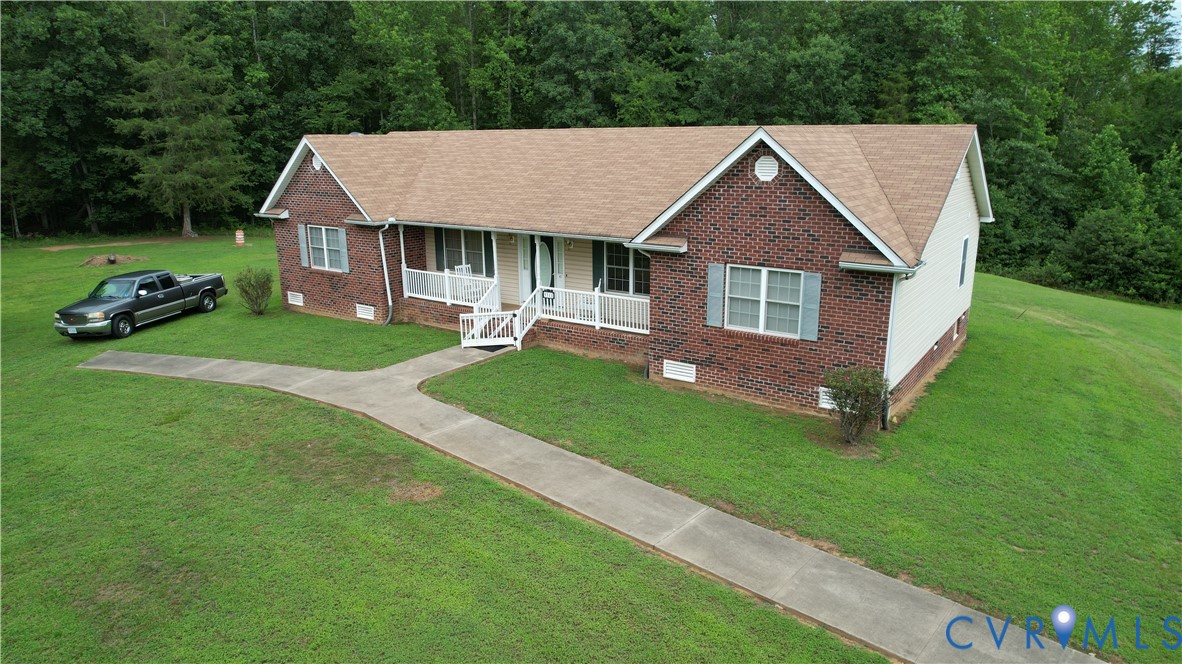Home in Amelia, VA 23966 — photo 2